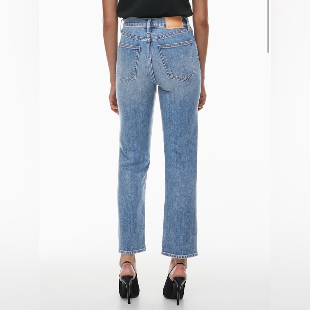 Aritzia Denim Forum The Arlo High Rise Straight Jeans Size 25/28L - Picture 3 of 13